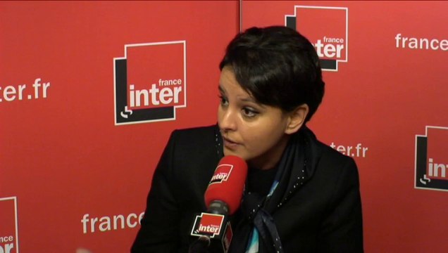 Najat Vallaud-Belkacem : Il est important que l’école soit associée à la minute de silence