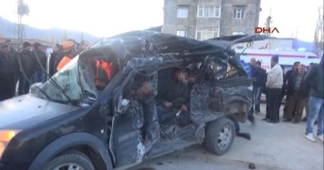 Ağrı'da feci kaza: 7 ölü