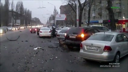 столкновения 5 машин на Ленинском проспекте