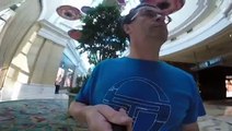 Un Irlandais filme son voyage à Las Vegas avec sa GoPro...à l'envers