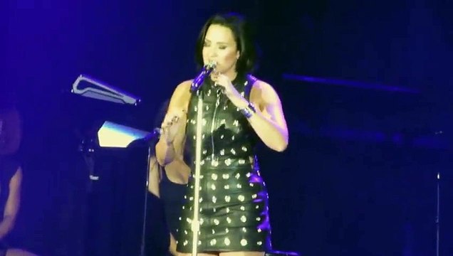 Demi Lovato Covers Adele's -Hello- - Seattle's Fall Ball -