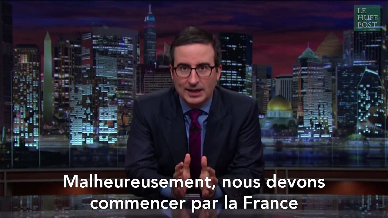 Après les attentats de Paris, John Oliver répond avec humour - Vidéo Dailymotion