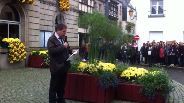 Attentats de Paris : 800 personnes rassemblées