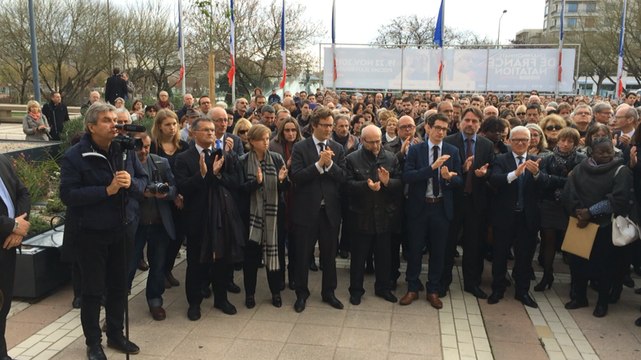 Minute de silence à l'hôtel de ville d'Angers