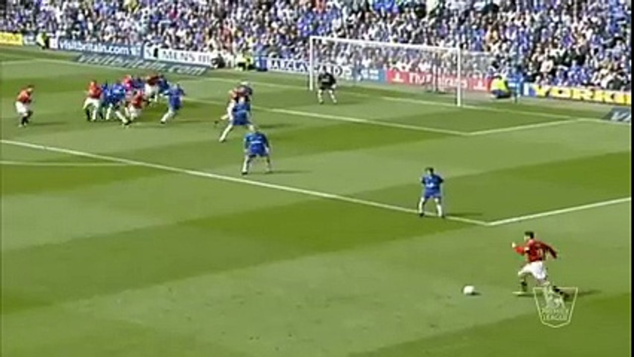 Happy birthday to Manchester United legend Paul Scholes