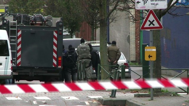Belgique: l'opération policière à Bruxelles vise à interpeller le suspect clé Salah Abdeslam