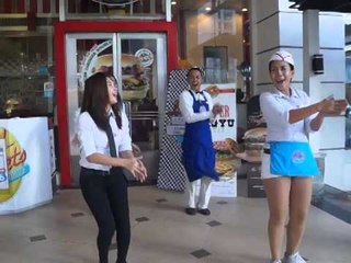 Johnny Rockets Dancing Servers