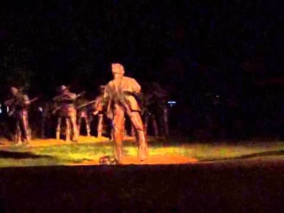 Rizal Gets Shot in Bagumbayan