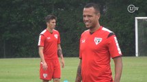 Quem é que sobe?! Fabuloso faz belos gols de cabeça e é destaque do treino