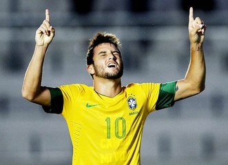 Le coup franc chirurgical de Felipe Anderson !