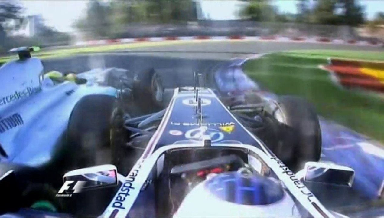 Barrichello and Rosberg Crash in Australia 2011