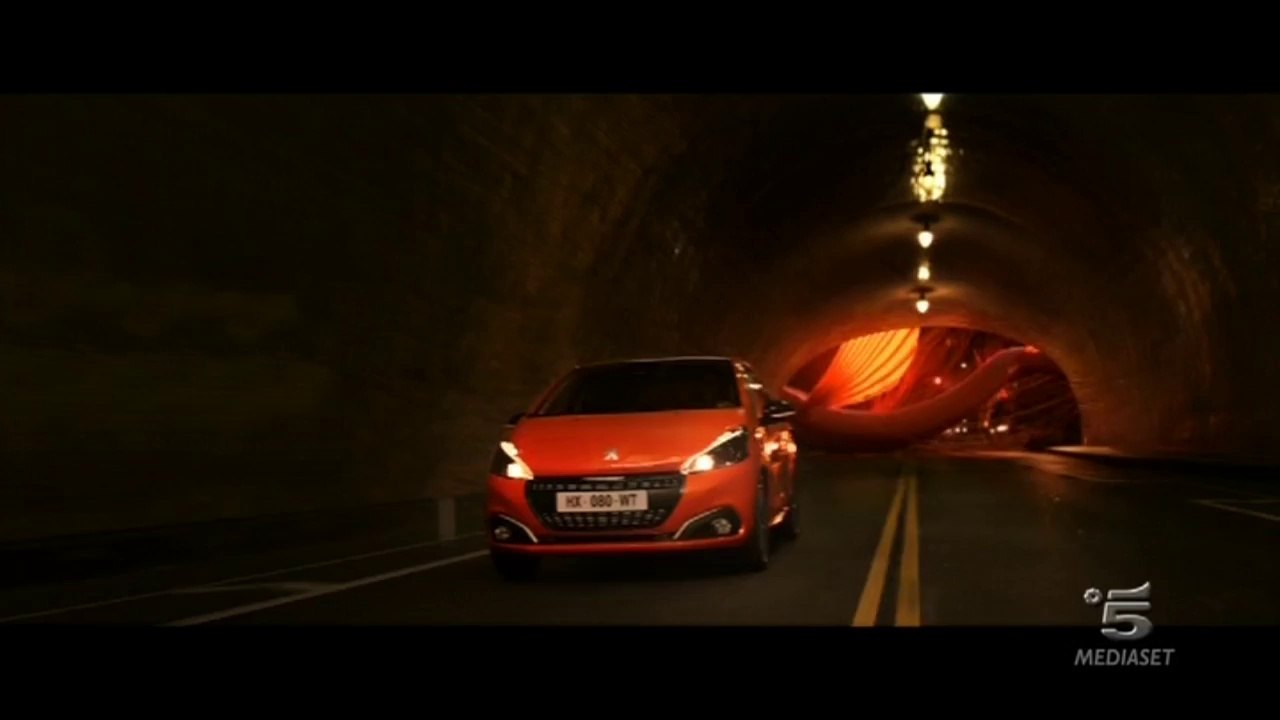 peugeot 208 spot (2015)