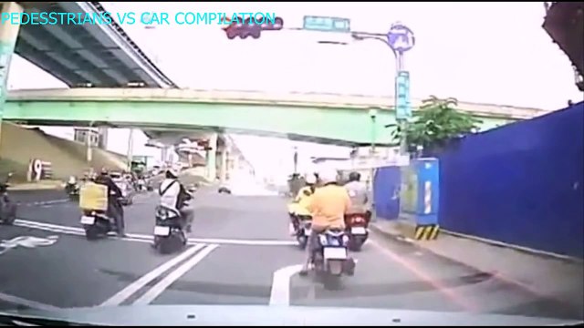 car crash compilation pedestrian and vehicle traffic accident on the road with cameras 2015