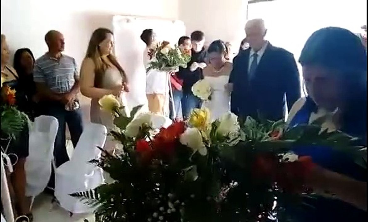 Wedding musician - Fail