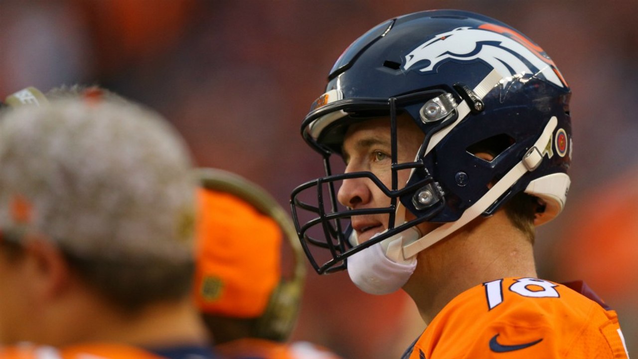 Fantasy Football: What to do with Peyton Manning and waiver wire options