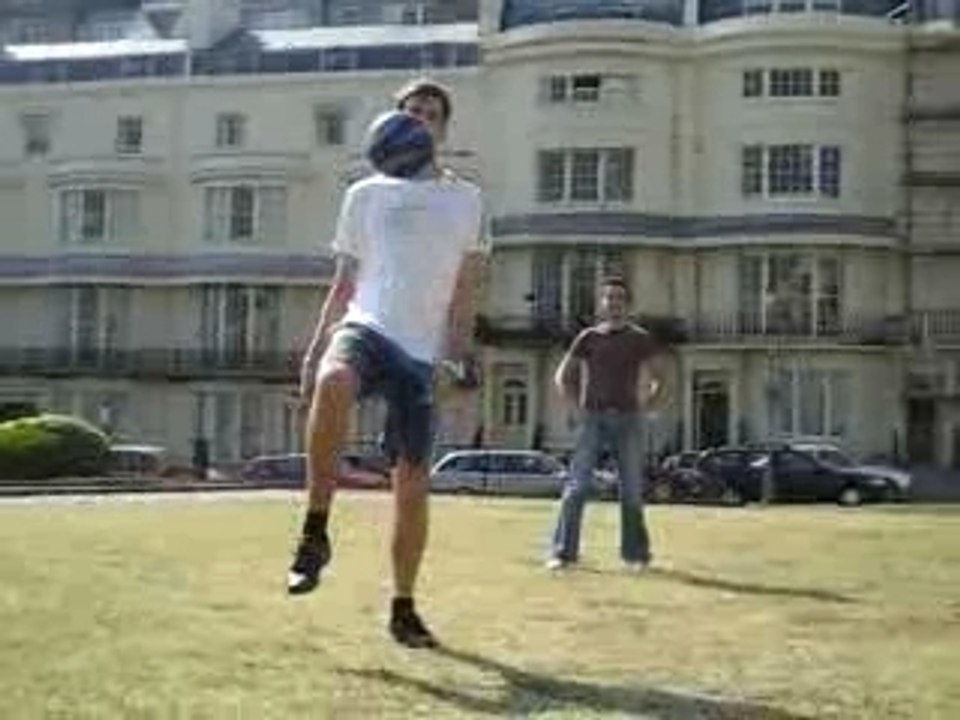 Football champagne a Brighton 45