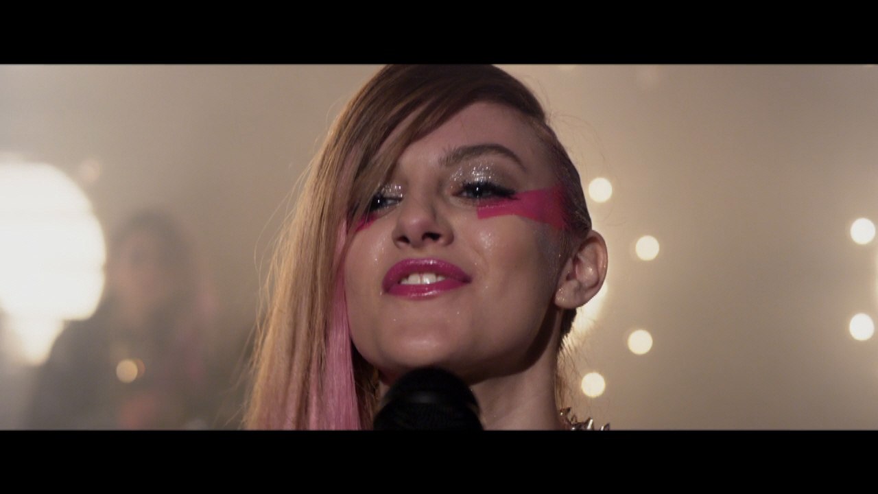 Behind The Scenes Of 'Jem And The Holograms'