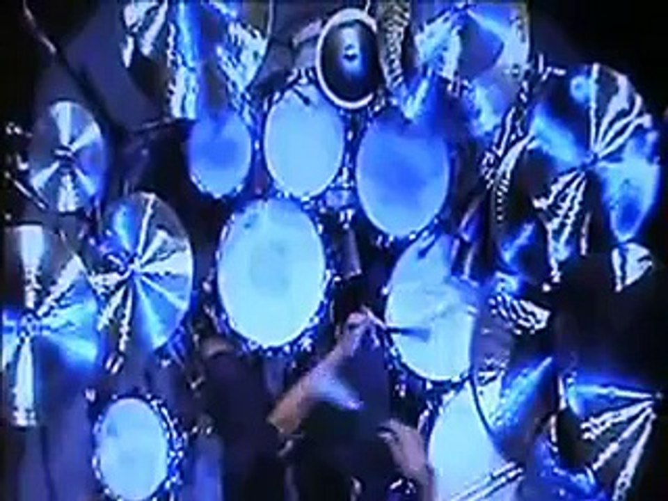 Amazing Drum Solo - YouTube