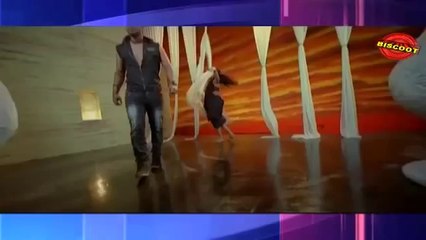 Veena Malik's hot song in Dirty Picture -Entertainment Hub