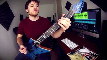 Il joue un morceau sans bouger la main gauche du manche de la guitare : One fret song