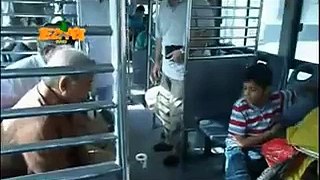 Tezabi totay - shehbaz sharif on bus - Video Dailymotion