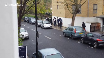 Early morning police raid in Angel, London