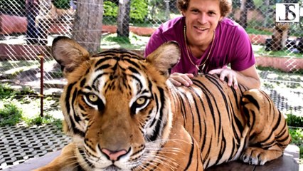 Deutsch: Nana Domena Lifestyler über "25 Stories I would tell my Younger Self"