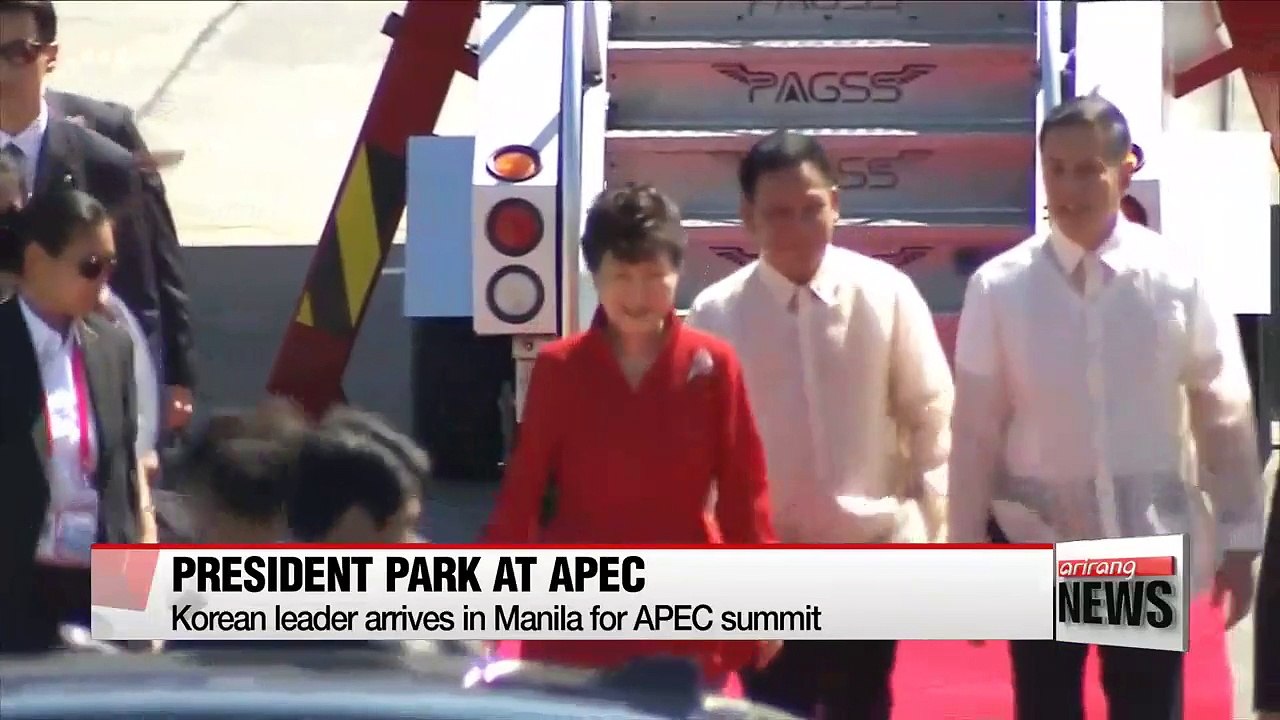 President Park arrives in Philippines for APEC summit