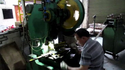 China Sourcing and Import Purchasing Agent: Electronic Locks / Production 1