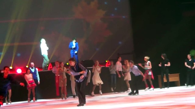 «Стоят девчонки» А.Бон, Я.Дронов («Одноклассники», СПб, 8.03.2015) (Olqa U)