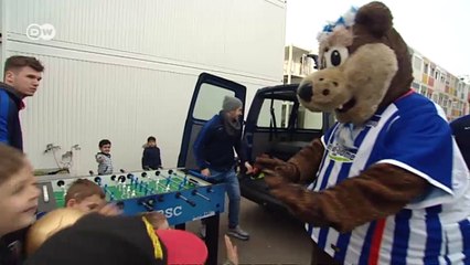 Refugee Crisis -  Berlin struggles to find accommodation | Made in Germany