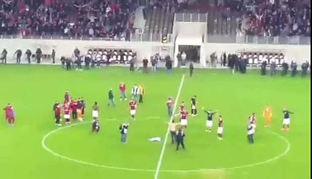 6η ΑΕΛ-Ολυμπιακός Βόλου 2015-16 Χέρια-τέλος αγώνα