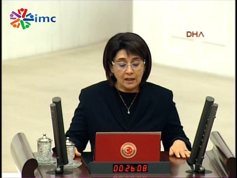 Leyla Zana'nın yemini geçersiz sayıldı