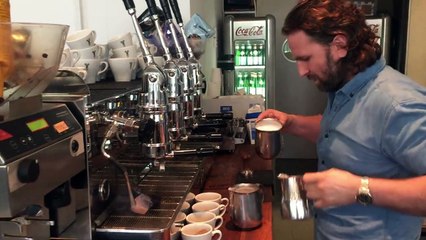 Watch This Coffee Art! Really Amazing