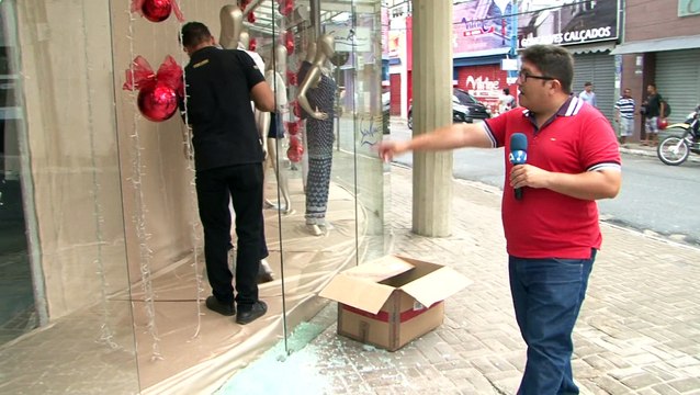 Cidade em Ação - 17/11/15 - Loja arrombada no centro da capital.
