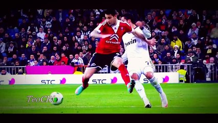 Cristiano Ronaldo vs Lionel Messi ●World Class Nutmegs●