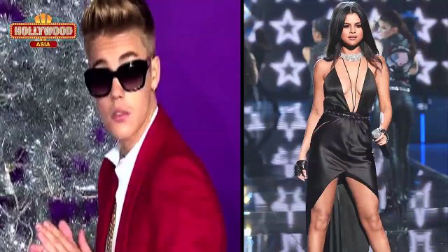 Justin Bieber SUPPORT Selena's Performing Victoria Secret Fashion Show