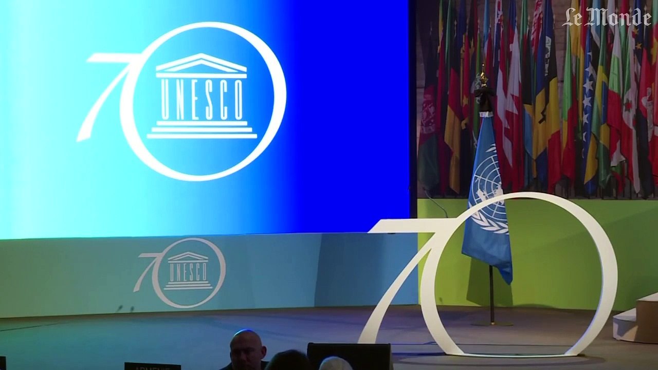 François Hollande : "On ne lutte pas contre le terrorisme en se mettant entre parenthèses."