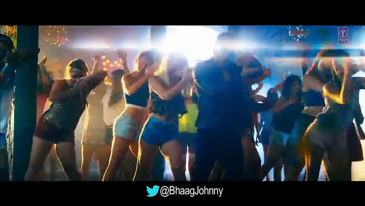 Yo Yo Honey Singh- Aankhon Aankhon VIDEO Song _ Bhaag Johnny _ T-series