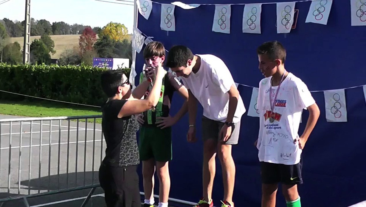 Bande annonce du cross du collège des Remparts 2015