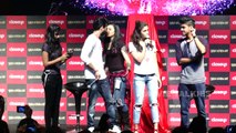 Cute Alia Bhatt KISSES Shahid Kapoor At Shandaar Promotions