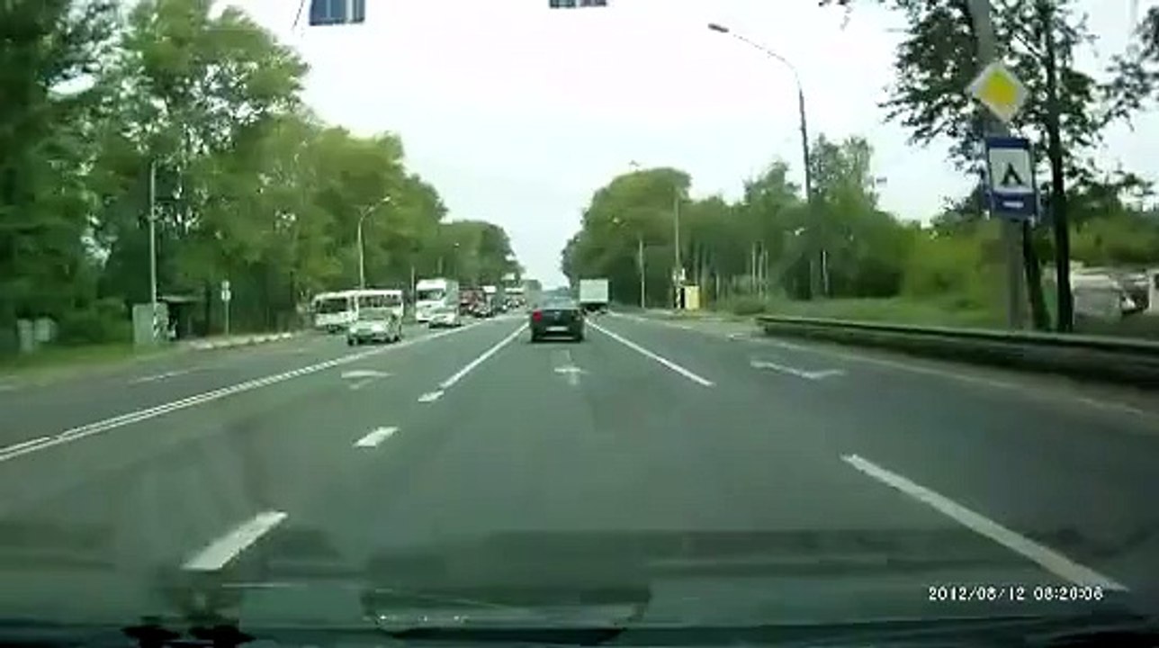 Внезапная фура – Видео Dailymotion