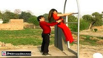 JI KARDA SAMINA KHAN MUJRA - PAKISTANI MUJRA DANCE 2014