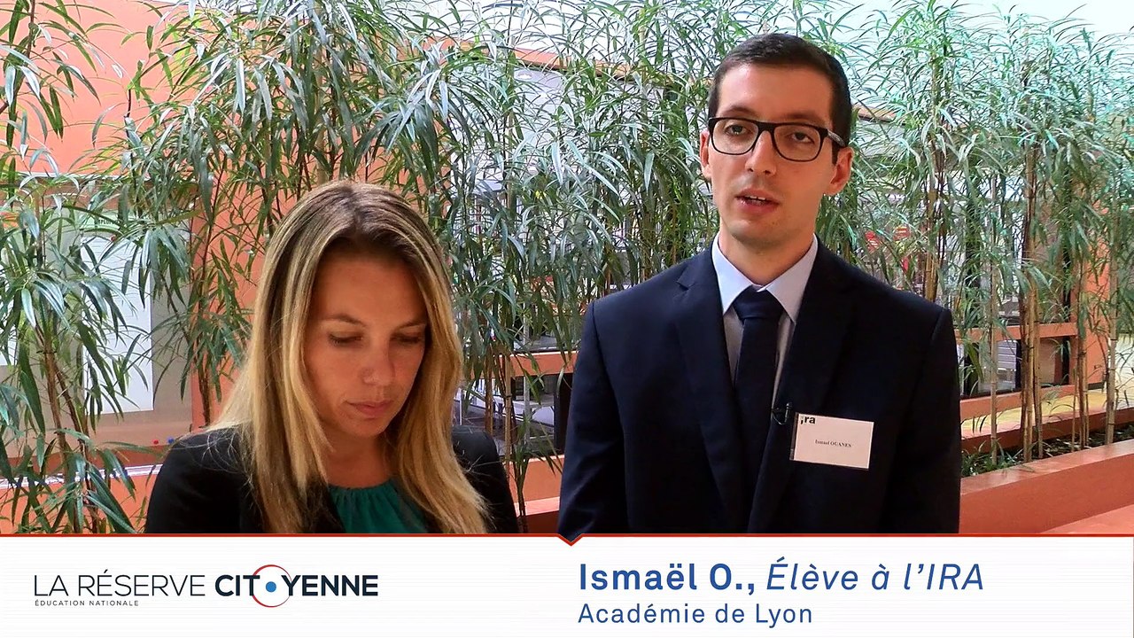 Réserve citoyenne : Ismaël, élève à l'IRA, réserviste dans l'académie de Lyon