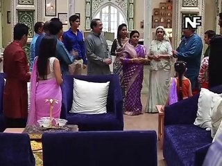 Akshara To Be Surprised Seeing Tara's Full Family!