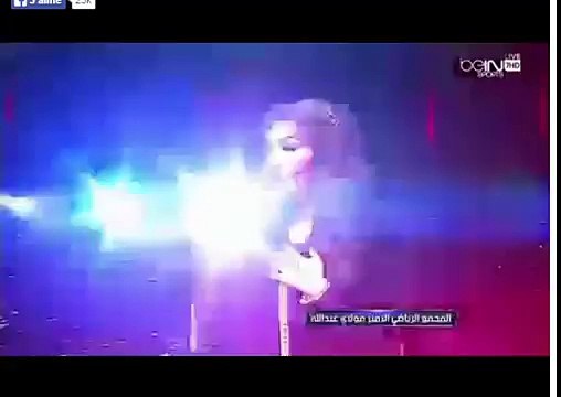 افتتاح كأس العالم للأندية المغرب 2014 أسماء المنور تغني النشيد الوطني - Asma Lmnawar Mondialito
