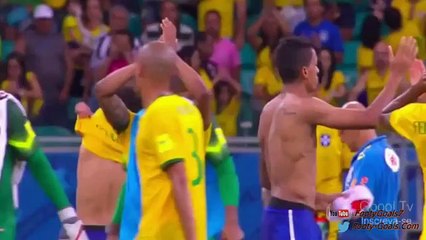 Hakemden Neymar'a şok hareket!