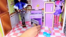 KidKraft Dollhouse for Frozen Elsa, Descendants ❤ Barbie Dolls Country Estate Wooden Doll