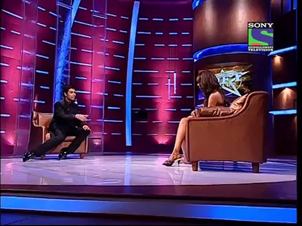 Fans sing and dance for Bips#Bipasha Basu