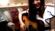 Awesome Girl Singing a Song Dheere Dheere in Beautiful Voice - [FullTimeDhamaal]